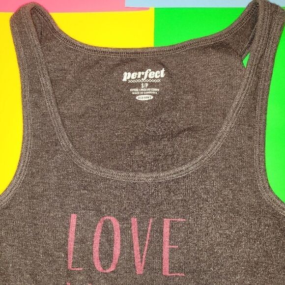3/$20 Old Navy " Love me a Latte" print logo grey tank tops tee shirt - Picture 3 of 4